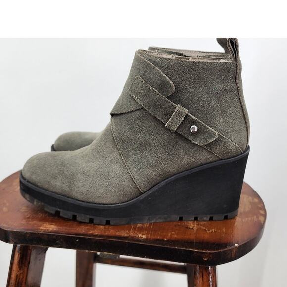 Eileen Fisher Women's Tinker Ankle Green Suede Booties Size 7.5 Wedge Boot - Picture 2 of 6